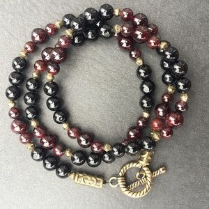 24” Garnet and Onyx Necklace (#GarOnx201)